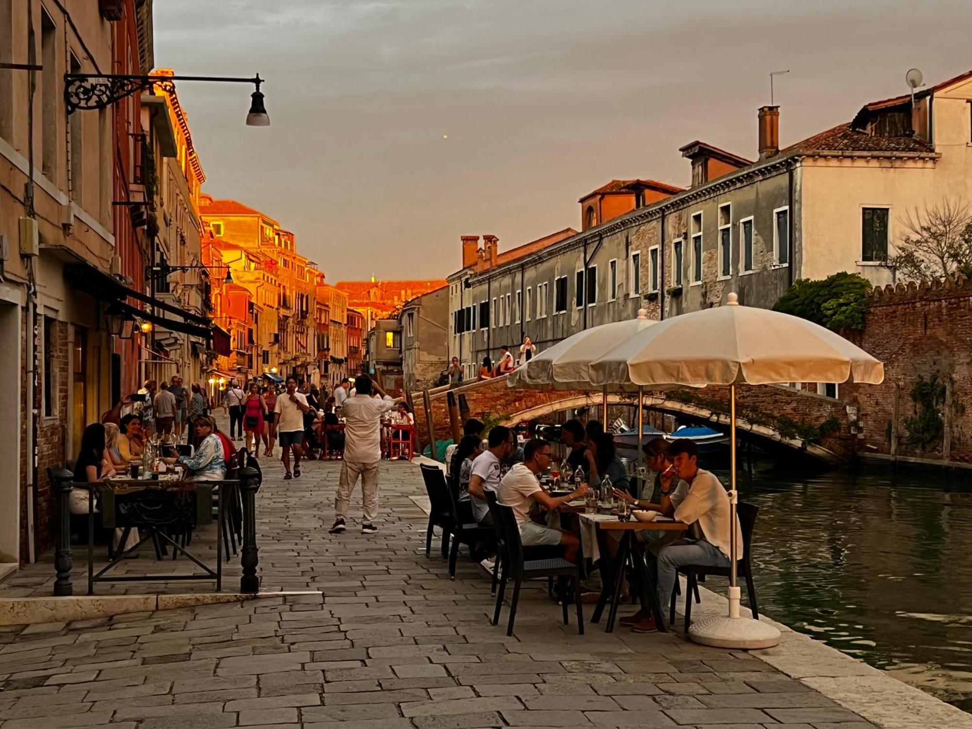 Tintoretto 1 Con Terrazza Sopra Il Tetto, 3 Bagni, 3 Grandi Camere Da Letto, Super Nuovo Venice Exterior photo